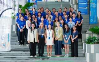 OrbRom Center presenting to Bluebird British International School teachers about early signs of special needs and meltdown-prevention strategies.